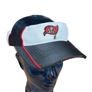 Reebok Tampa Bay Buccaneers Bucs White Black Red Visor Hat Cap OS Fits Most